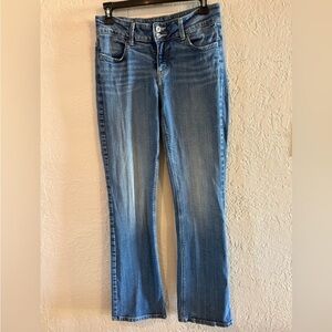 Levi denim bootcut women's jeans size 4